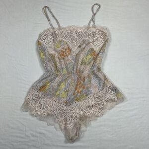 Victoria's Secret M Floral Dream Angels Crochet Lace Romper Lingerie Coquette